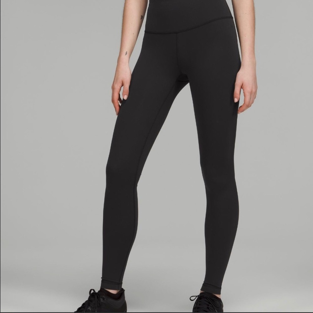 Lululemon 28” HR black size 6
